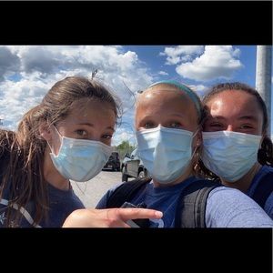 Meet your Posher, Leah